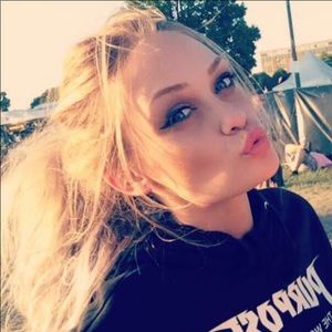 Meet your Posher, Gabrielle